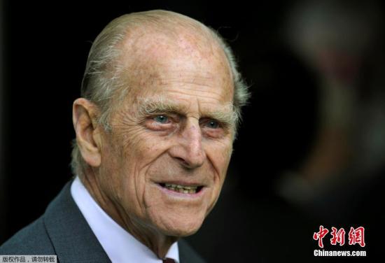 英國媒體此前報道，英國全國王室侍從當地時間3日被傳召到倫敦，準備在4日早上開緊急會議。外媒稱，資深侍從表示召開緊急會議的情況極不尋常，而英國媒體此前也猜測，這或許將會是有關于英女王伊麗莎白二世或菲利浦親王的重大消息公布。（資料圖）