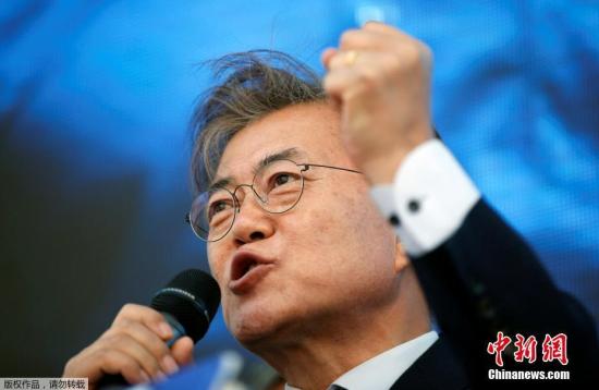 據悉，民調支持率居首的最大在野黨共同民主黨候選人文在寅將于當天上午在首爾召開記者會，呼吁選民支持