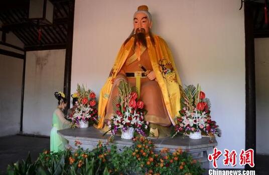 端午節(jié):扎根鄉(xiāng)土 激活民俗