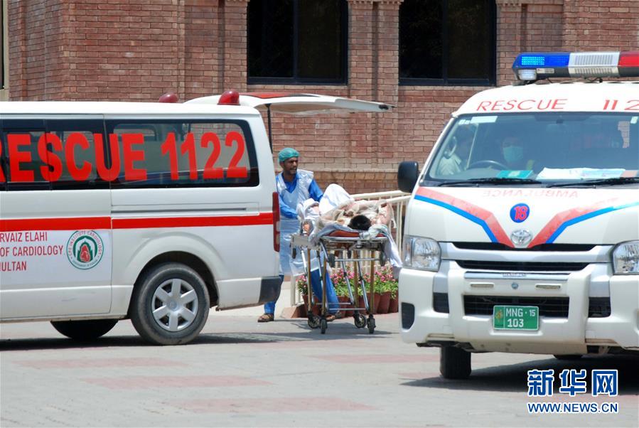 （國際）（2）巴基斯坦油罐車起火事件致200多人死傷