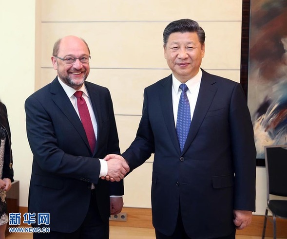 7月6日，國(guó)家主席習(xí)近平在柏林會(huì)見(jiàn)德國(guó)社會(huì)民主黨主席舒爾茨。新華社記者 姚大偉 攝