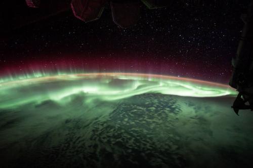 美國宇航員費舍爾拍攝了這張絢爛的極光圖景。(圖片來源：NASA)