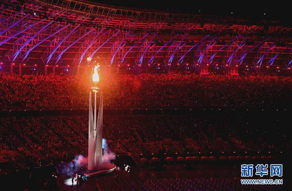  8月27日，第十三屆全國運動會開幕式在天津奧林匹克中心體育場舉行。 這是主火炬被點燃。 新華社記者趙戈攝
