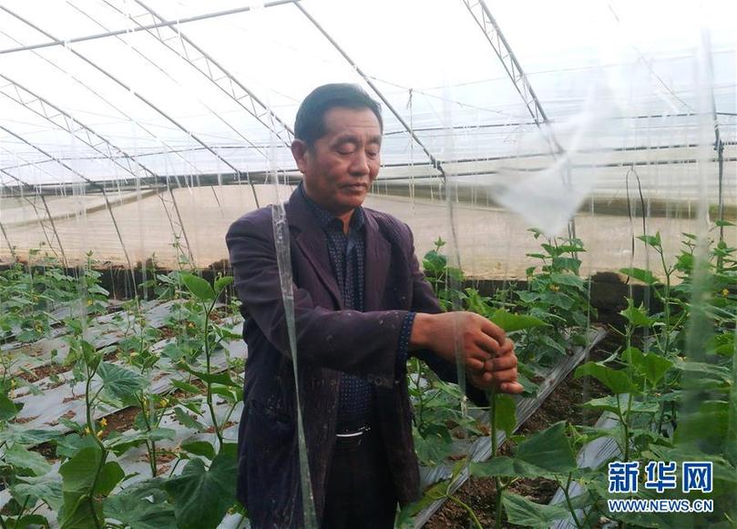 (十九大時光·圖文互動)(2)以習近平新時代中國特色社會主義思想開啟新征程——來自基層蹲點現(xiàn)場的報道