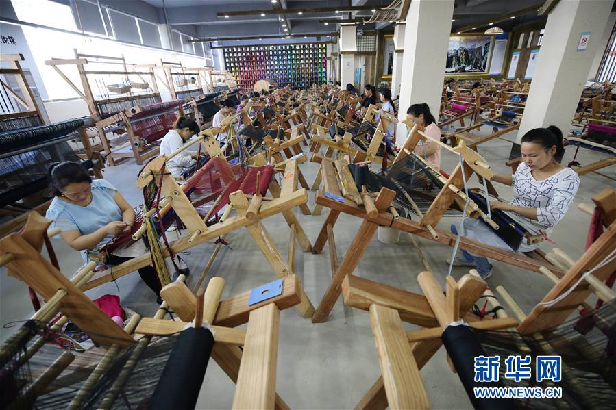 （十九大·讀報告 話民生）（11）提高就業質量和人民收入水平