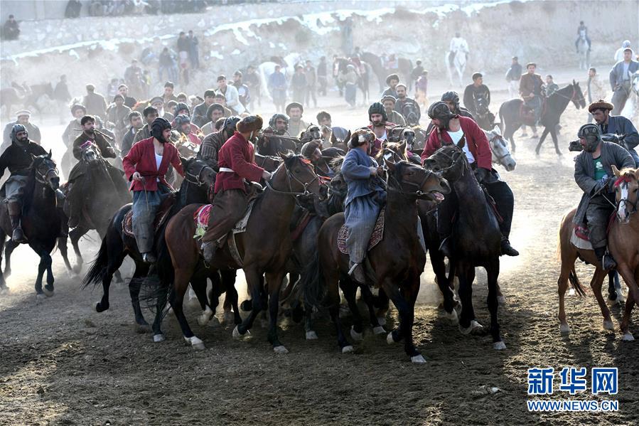 （國際）（3）阿富汗首都舉行“馬背叼羊”大賽