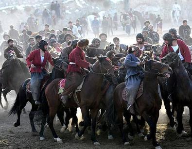 （國際）（3）阿富汗首都舉行“馬背叼羊”大賽