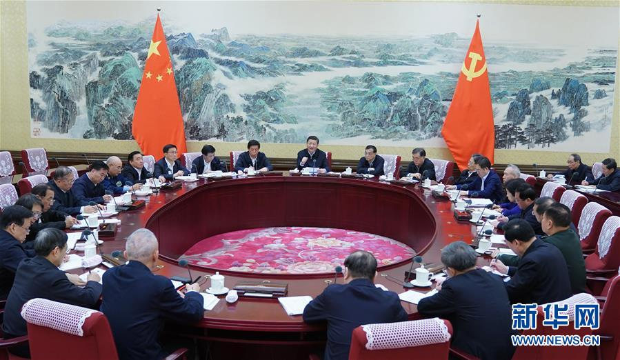 12月25日至26日,中共中央政治局召開民主生活會,中共中央總書記習近平主持會議并發(fā)表重要講話。圖片來自:新華社