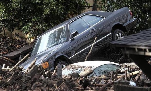 （國際）（2）美國加州發(fā)生泥石流至少13人死亡