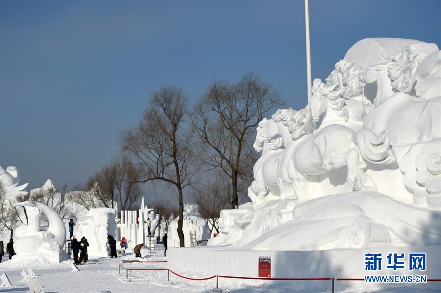 （文化）（3）國際雪雕比賽忙 