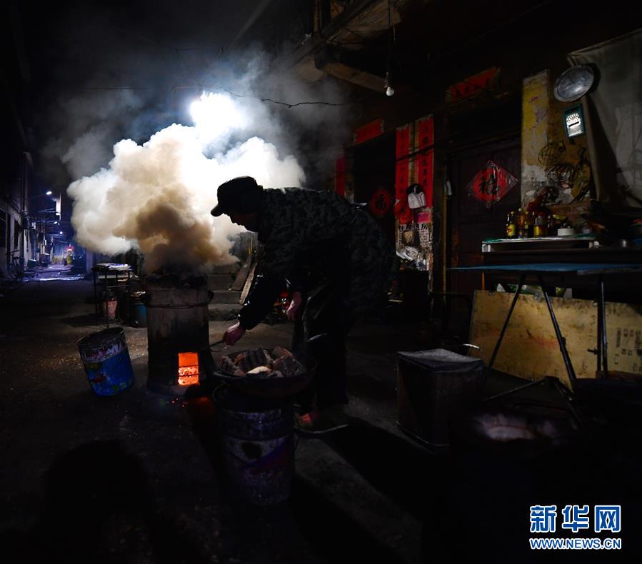 (圖文互動)(2)寒冬里的“生命廚房”