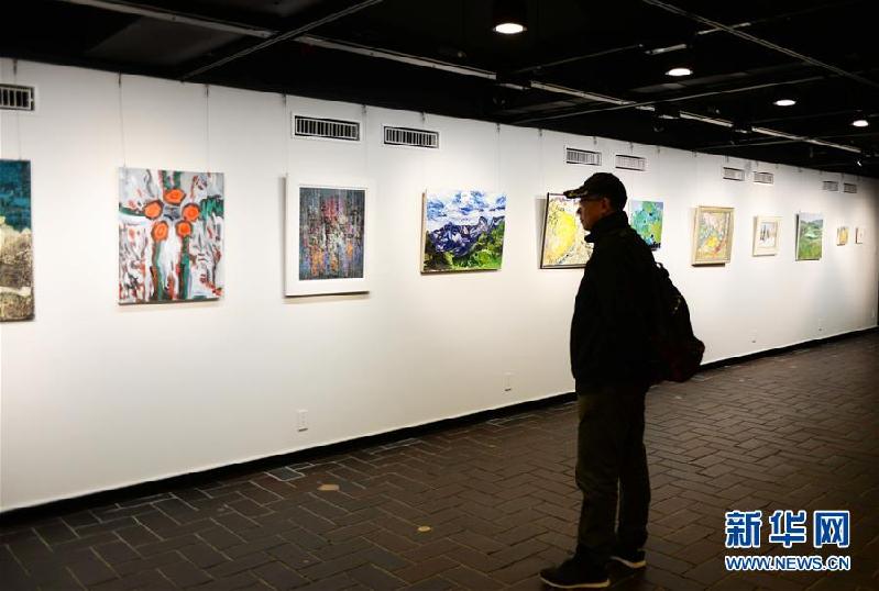 （國際）（1）“和——當代中國小幅油畫展”在東京舉行