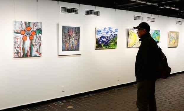 （國際）（1）“和——當代中國小幅油畫展”在東京舉行