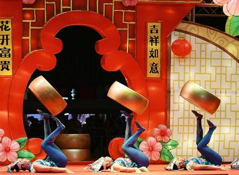 （國際）（2）新加坡舉行慶祝農歷新年亮燈儀式