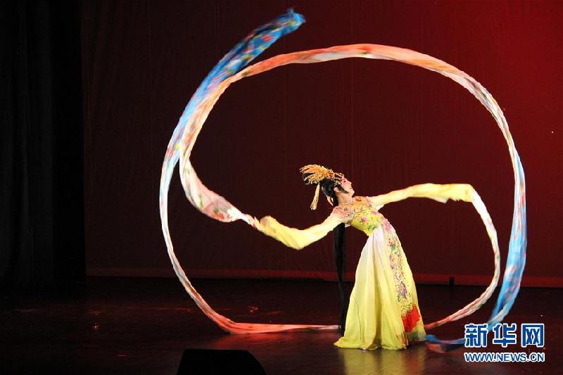 （國際）（1）“歡樂春節(jié)”挪威首演閃耀北極光藝術(shù)節(jié)
