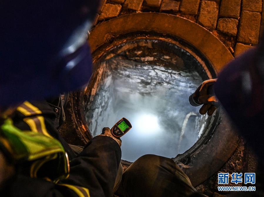 （新華全媒頭條）（12）寒風(fēng)中，守護(hù)溫暖的人