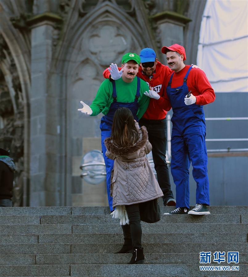 (國際)(2)科隆狂歡節街頭狂歡活動拉開帷幕