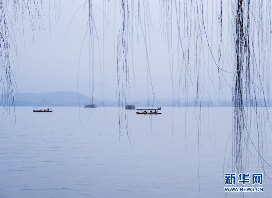 （環(huán)境）（1）煙雨西湖迎新春