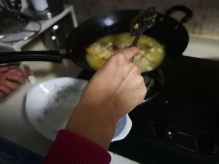牽起媽媽的手 網友曬給媽媽最深情的表白