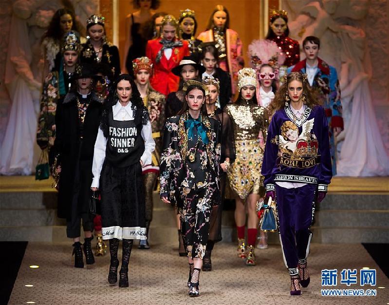 (國際)(2)杜嘉班納2018秋冬女裝“致意時尚”