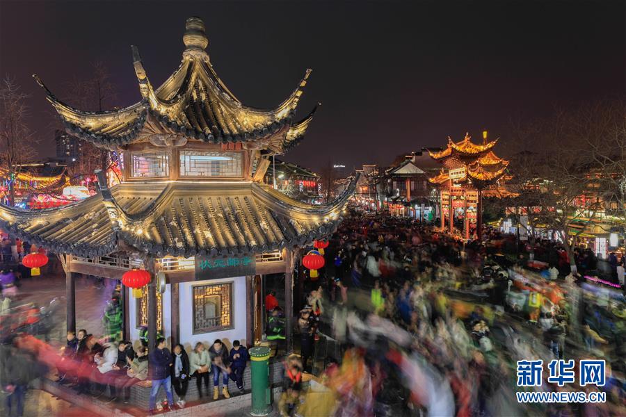 #（社會）（1）多彩景觀迎元宵
