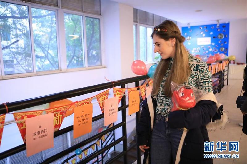 （新華網）（2）賀新年，鬧元宵——在渝留學生感受傳統佳節氛圍