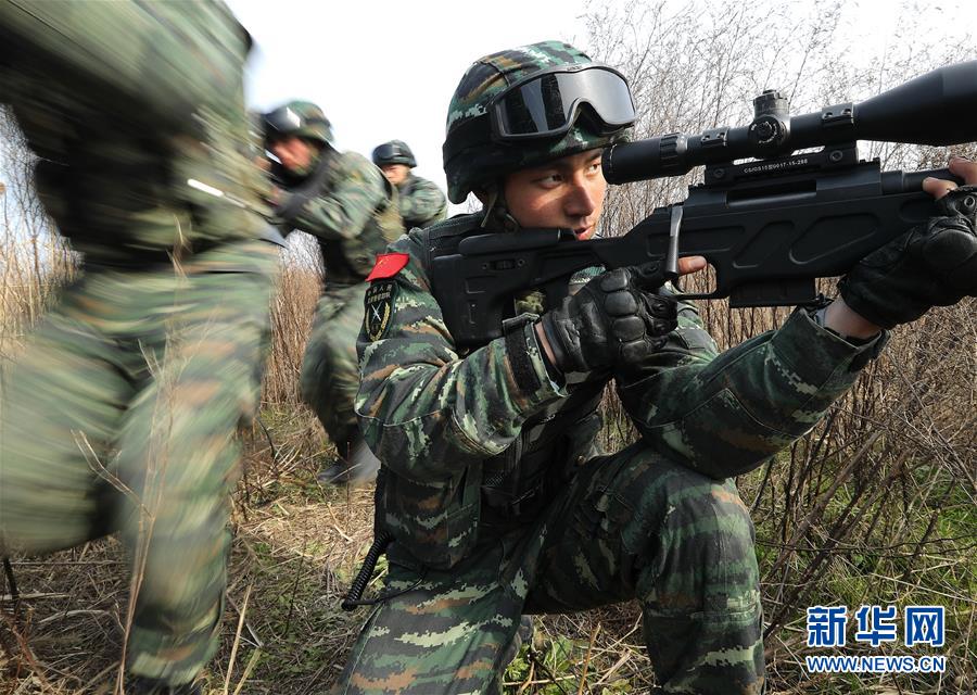 （軍事）（3）野外實戰 磨礪“刀鋒”