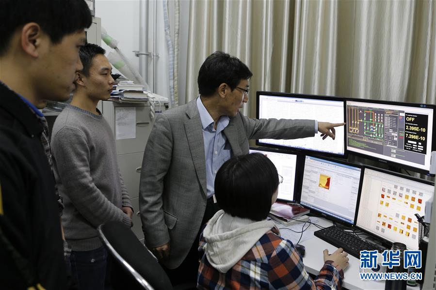(新時代奮斗者·圖文互動)(7)從山村少年到科學“大師”——國際著名實驗物理學家薛其坤的奮斗之旅