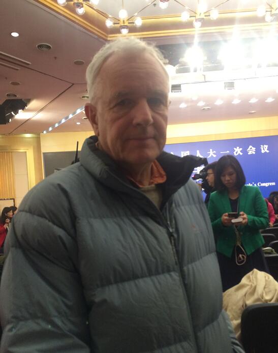 外媒記者：中國外交政策溫和而積極 引領全球化