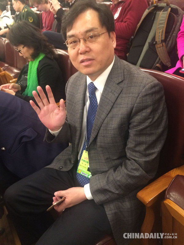 外媒記者談改革開放40周年：成就輝煌有目共睹 大國形象深入人心