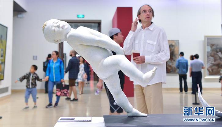 （文化）（2）第六屆全國青年美術作品展覽亮相中國美術館