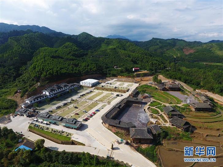 （經(jīng)濟(jì)）（1）廣西融水：生態(tài)旅游助脫貧