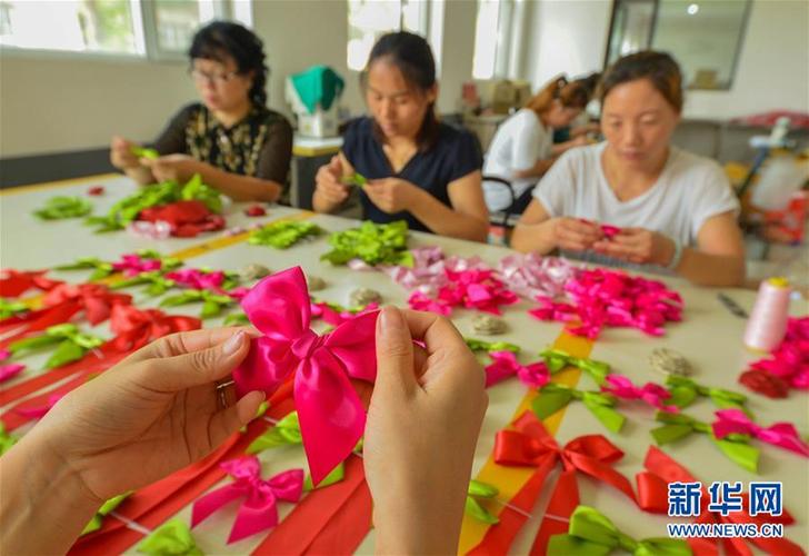 （經濟）（2）“扶貧微工廠”助力脫貧攻堅