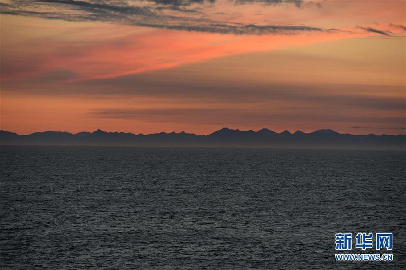 （新華視界）（2）“天恩”輪上看夕陽