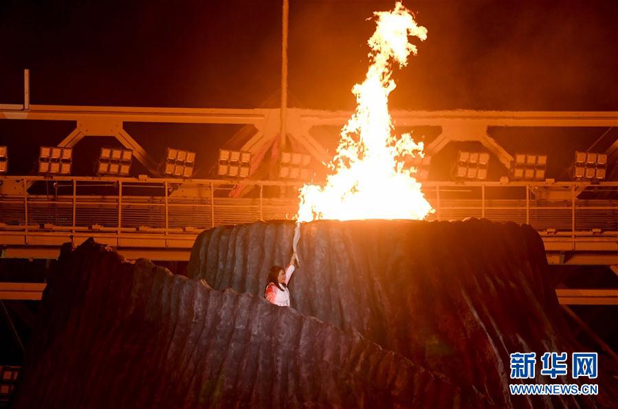 （亞運會）第18屆亞運會開幕式在雅加達舉行