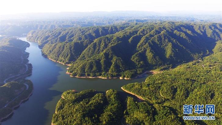 （環境）（5）重慶石柱：太陽湖景美不勝收