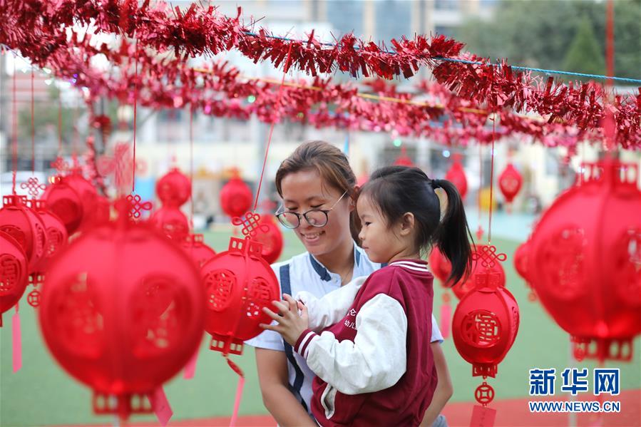 （我們的節日·中秋）（3）傳統民俗迎中秋