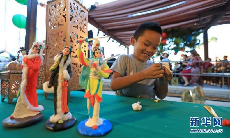 （國際）（5）美國西部最大購物中心舉辦中秋游園會