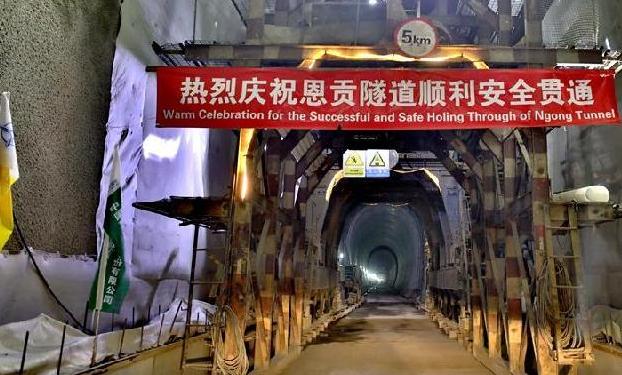 （國際·圖文互動）（4）中企承建東非最長鐵路隧道在肯尼亞貫通