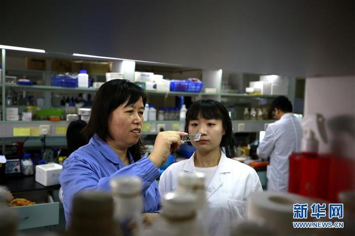（圖文互動）（2）在太空種糧種菜開花結果 我國首次在天宮二號完成植物生長全過程實驗