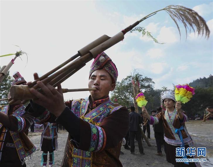 （在習近平新時代中國特色社會主義思想指引下——新時代新作為新篇章）（1）打同年慶豐收