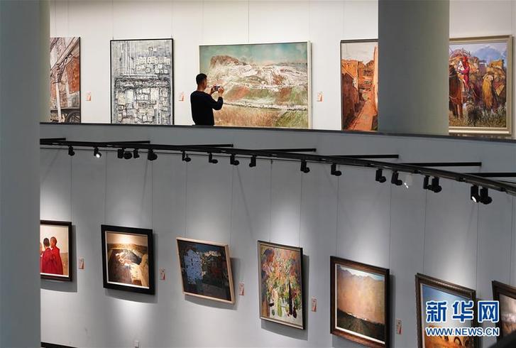 （文化）（1）近500件油畫雕塑作品亮相第七屆“高原展”