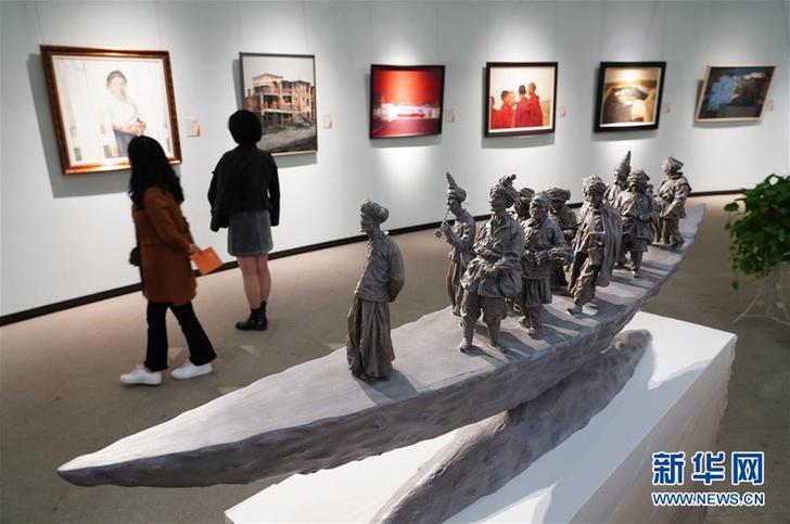 （文化）（2）近500件油畫雕塑作品亮相第七屆“高原展”