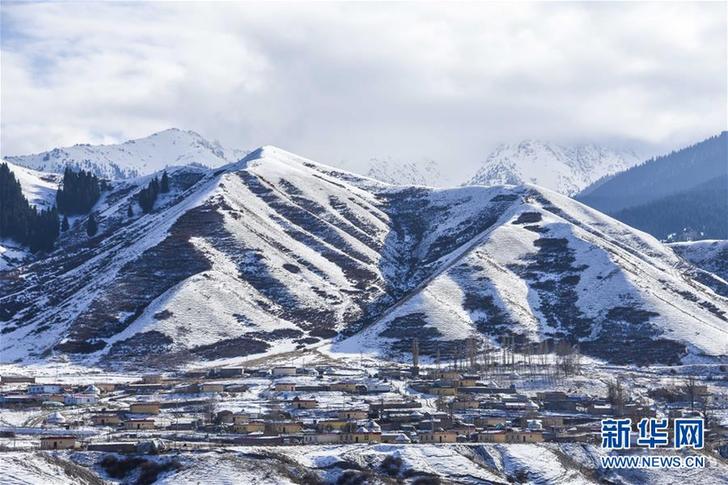 (秋季美麗生態(tài))(2)烏魯木齊南山雪景美