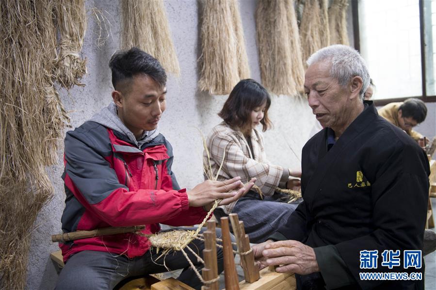 (圖片故事)(7)“山村能人”陳國盛:破解移民安居與致富的“密碼”