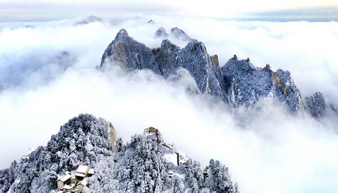 （美麗中國）（1）雪后華山 冬日畫境