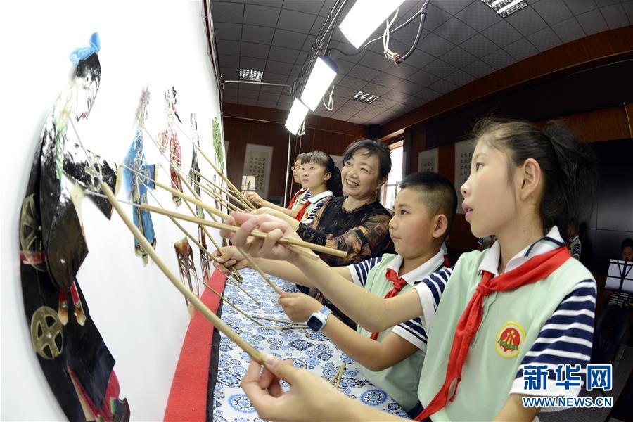 （新華全媒頭條·“改革開放40年”變遷走筆·圖文互動）（8）嶄新的氣象——改革開放40年變遷系列述評文化篇