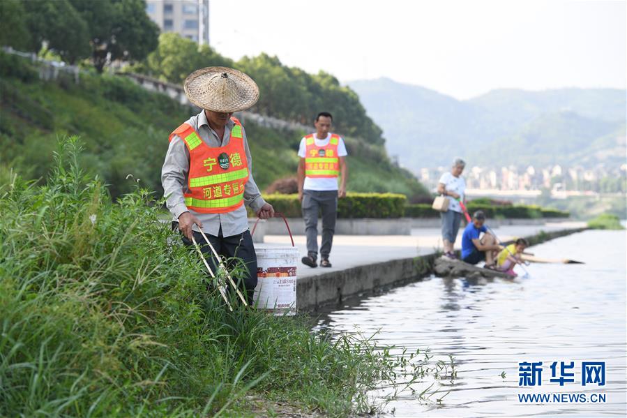 （新華全媒頭條·“改革開放40年”變遷走筆·圖文互動(dòng)）（5）綠色的奇跡——改革開放40年變遷系列述評(píng)生態(tài)篇