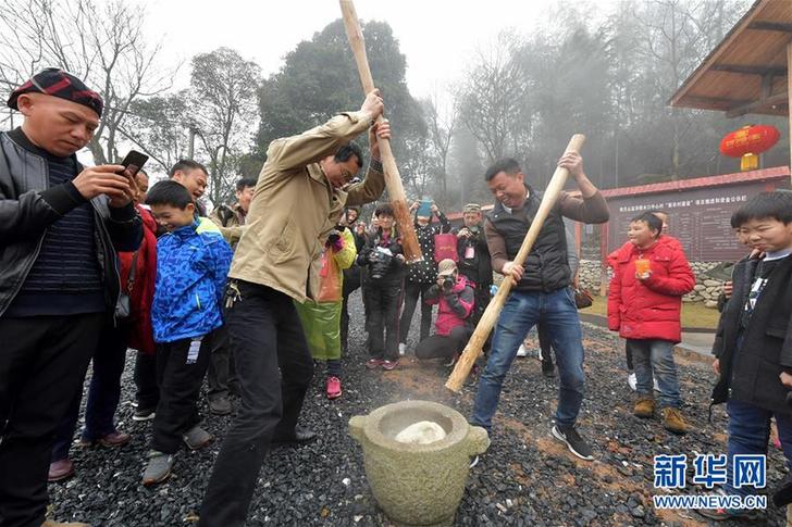 （慶祝改革開放40周年基層行·鄉(xiāng)鎮(zhèn)篇·圖文互動）（1）江西溫湯鎮(zhèn)：不只是景色好、溫泉暖