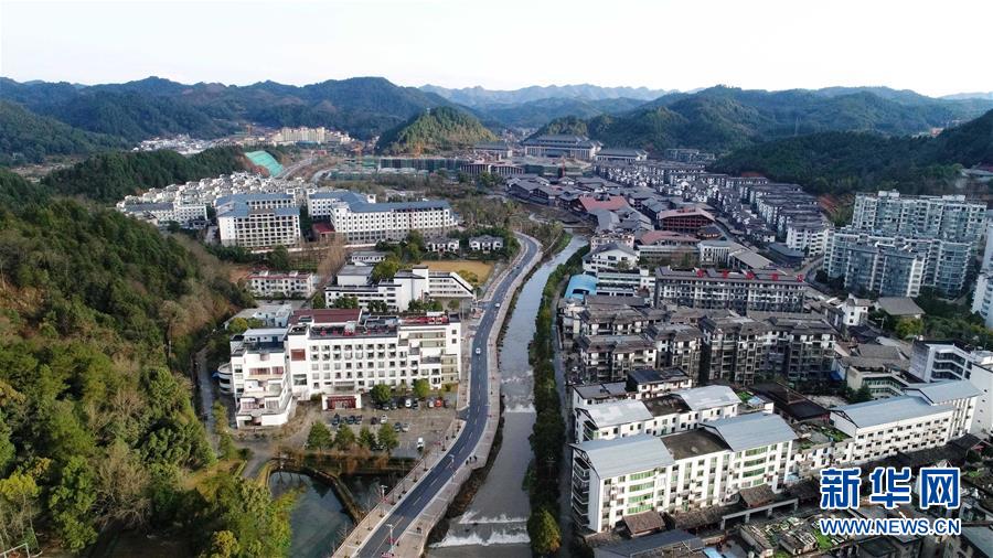 （慶祝改革開放40周年基層行·鄉鎮篇·圖文互動）（4）江西溫湯鎮：不只是景色好、溫泉暖